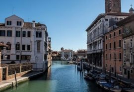 În Veneția pustie, apa din canale a devenit limpede