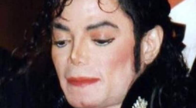 Dorința de a fi alb și virginitatea: 5 minciuni despre viața lui Michael Jackson